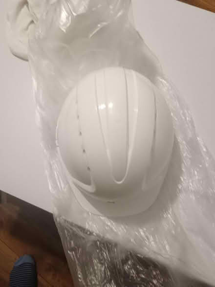 Photo of free Branded helmet (Pilton EH4) #3
