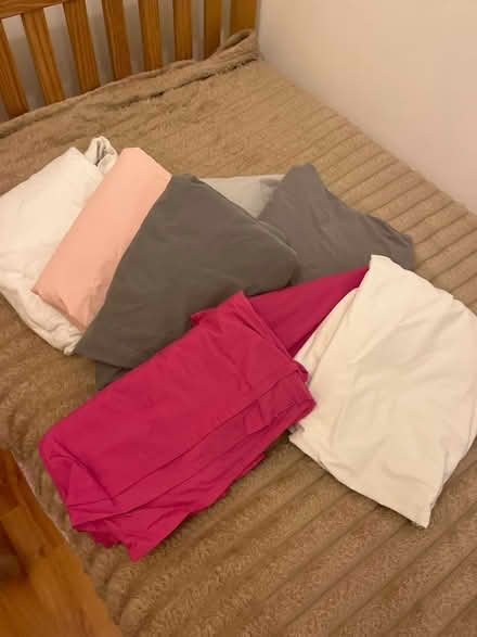 Photo of free King size fitted sheets (Sw11) #1