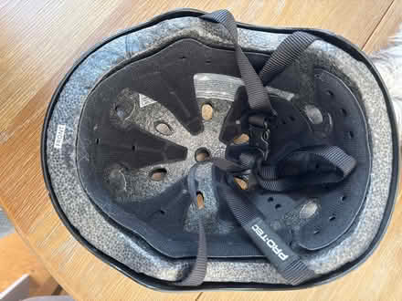 Photo of free Skating helmet sz Small (CR2 6PB) #3