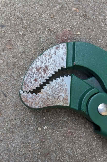 Photo of free Parkside 2" Pipe Wrench. (Lipson PL4) #4