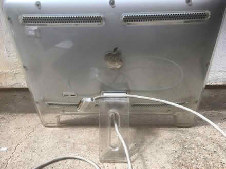 Photo of free Apple Cinema Display, PowerG5, PCs (Beckenham BR3) #2