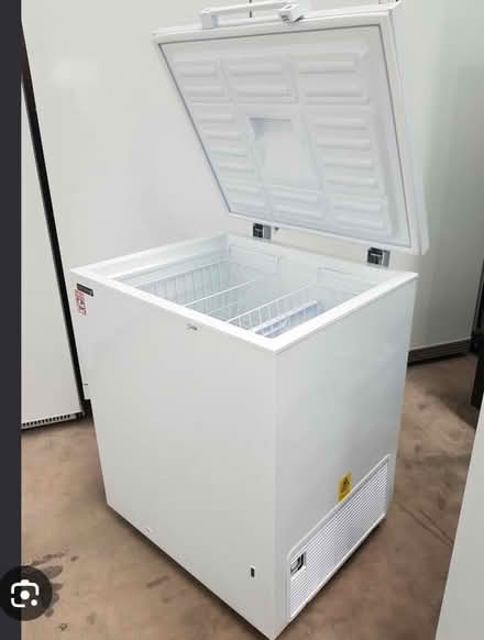 Photo of Freezer (Harrogate hg1) #1