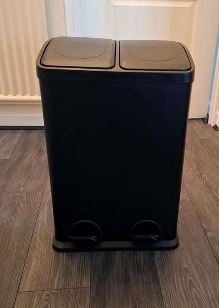 Photo of free STARNINE 40L Compartment Recycling Kitchen Pedal Bin Black (Withystakes ST9) #1