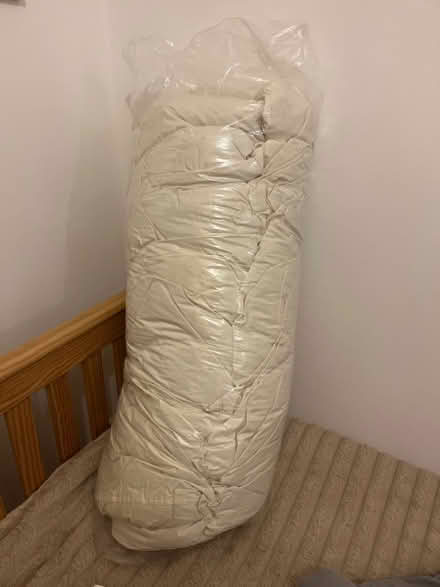 Photo of free King size duvet (Sw11) #1