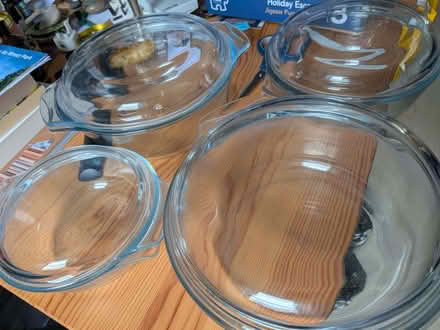 Photo of free Set 4 Pyrex casserole dishes (Abraham Heights LA1) #4