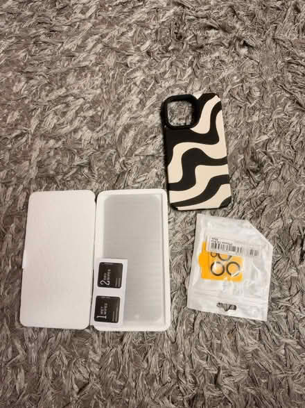 Photo of free iPhone 14 Pro Max accessories (Wexham SL2) #1