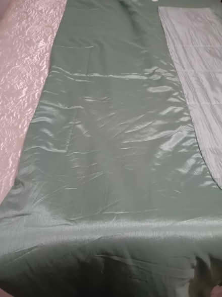 Photo of free double duck egg silky throw (Morecambe LA4) #3