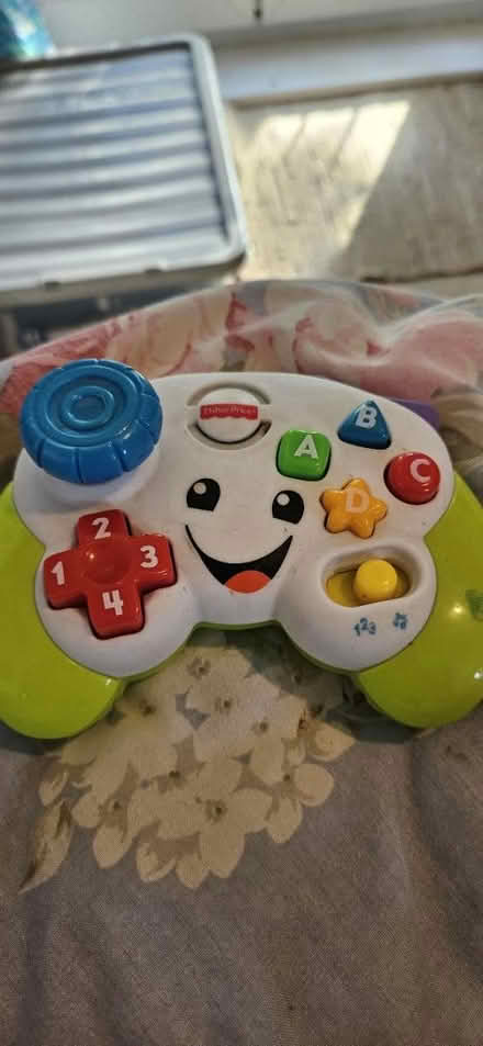 Photo of free Fisher price toy control (Hook RG27) #1