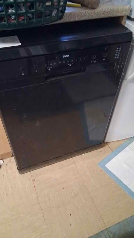 Photo of free Dishwasher (Tonbridge TN12) #1