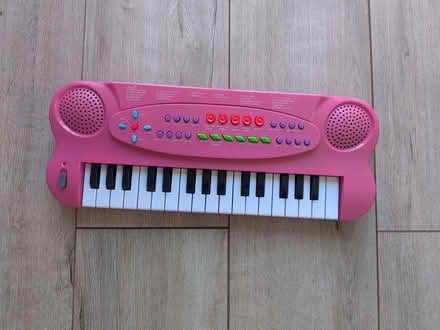 Photo of free Kid's pink piano (Kingsway DE22) #1