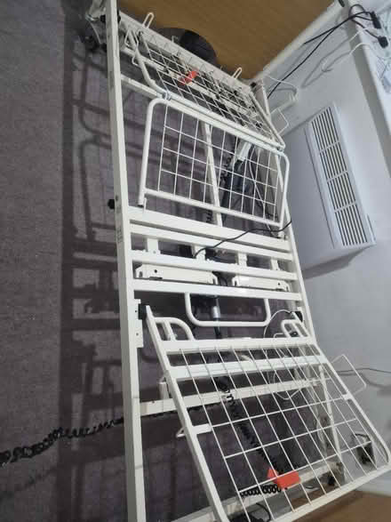 Photo of free Hospital bed (Luton, Stopsley LU2) #4