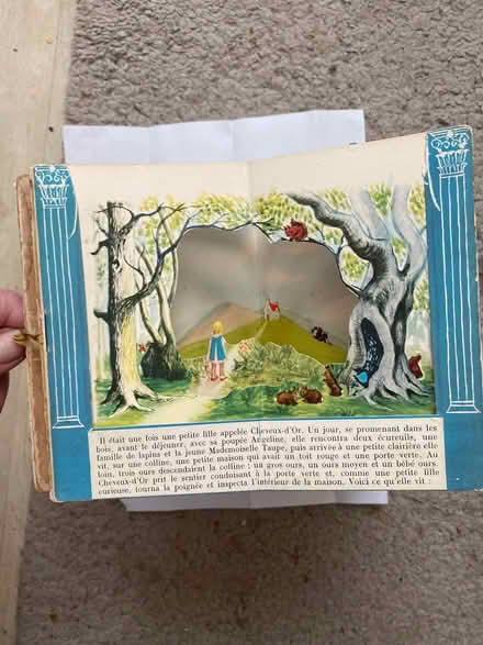 Photo of free Goldilocks & The 3 Bears Book (Cheltenham Fairview GL52) #3