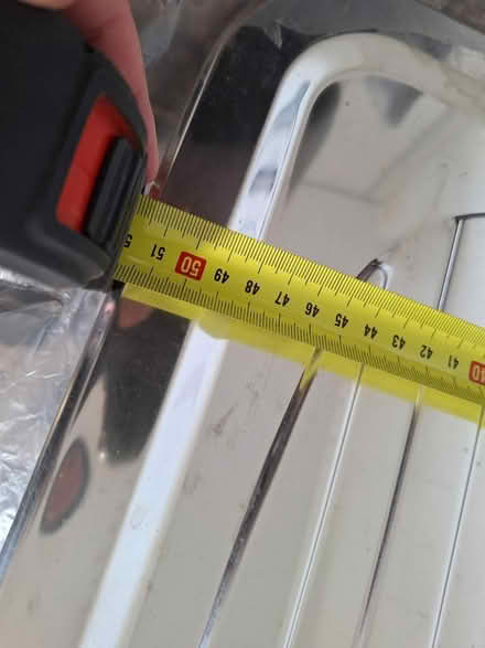 Photo of free Sink (Wrexham LL11) #4