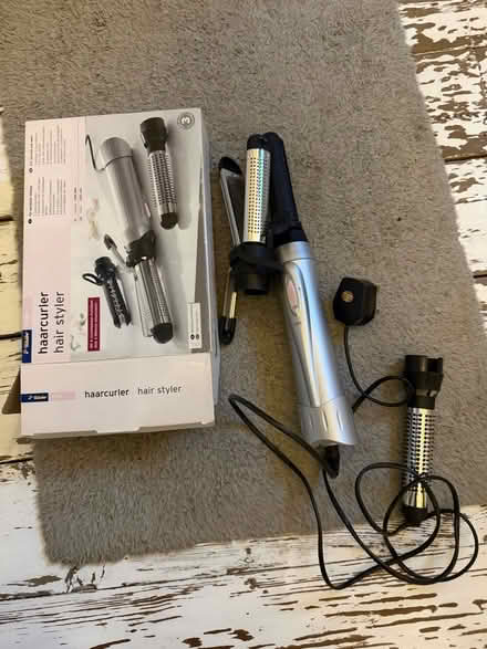 Photo of free Multi attachment hot air hair styler (Summertown OX2) #1