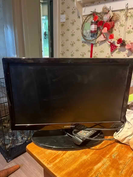 Photo of free Small TV (Ox7) #1