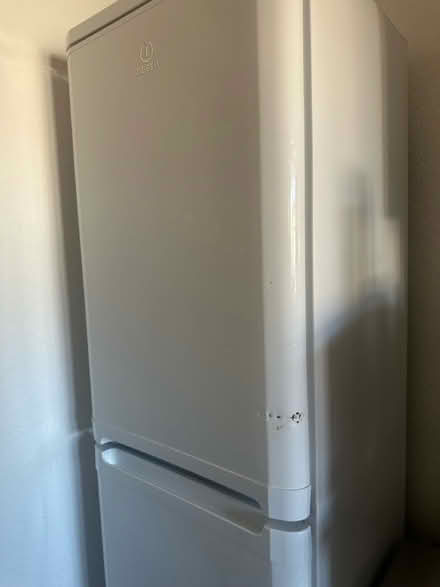 Photo of free Fully functional fridge (Br6 0tp) #2