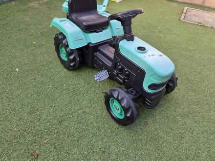 Photo of free Kids’ Tractor (Bletchley) #2