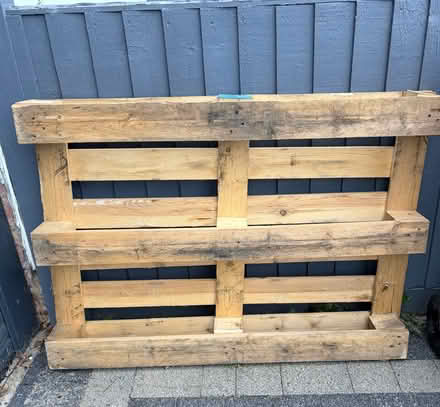 Photo of free Wooden pallet (Shenfield CM15) #1
