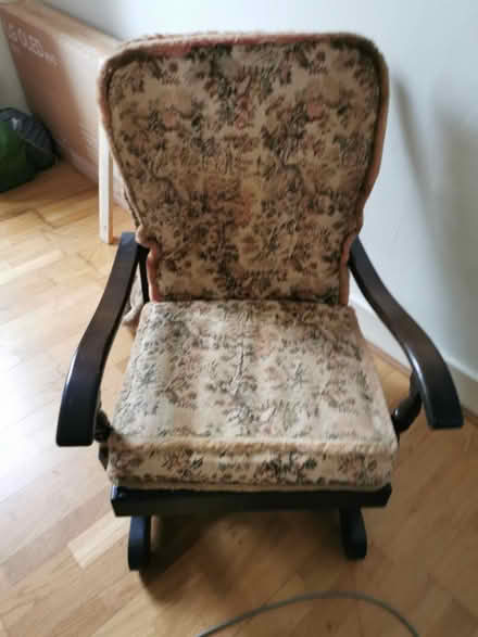 Photo of free Rocking chair (Southbank road PR8) #1