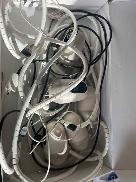 Photo of free Nooie internal cameras (The Grange EH9) #1