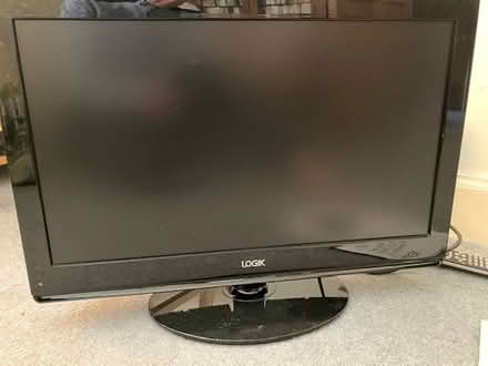 Photo of free Logik 24” TV (working) with built in DVD (no longer working) (Craigleith EH4) #1