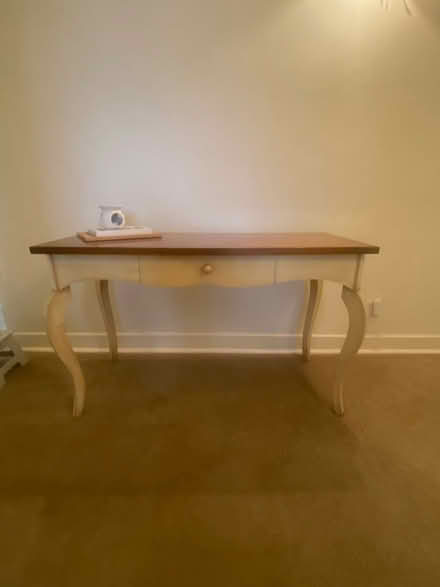 Photo of free Table (Carrick Knowe EH12) #4
