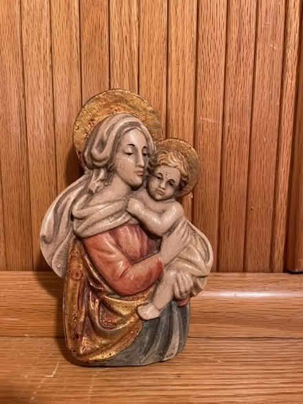Photo of free Madonna and child carving (South Novato near Hamilton) #1