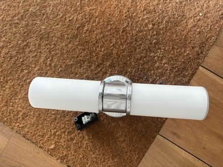 Photo of free Bar light (South Wimbledon SW19) #4