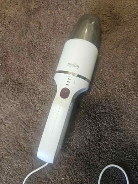 Photo of free Desktop/small area goblin vacuum (Tottenham N17) #1