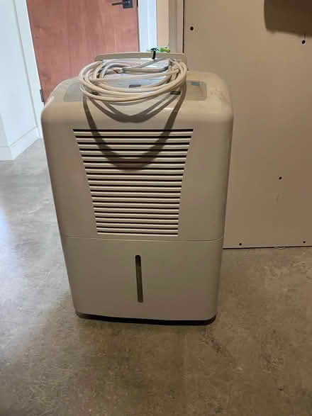 Photo of free Misc. Stuff (Phinney Ridge) #1