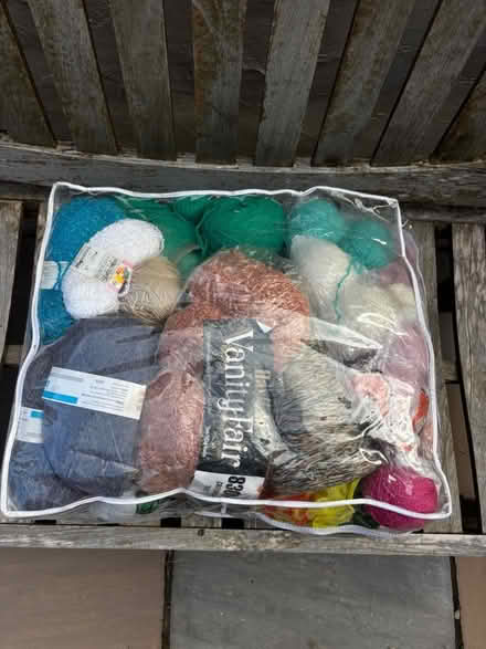 Photo of free Bag of assorted wools (Oxton CH43) #1