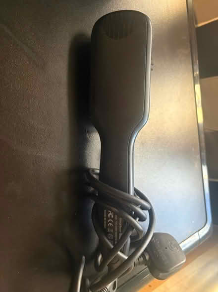 Photo of free Heated straightening brush (Leeds LS8) #2