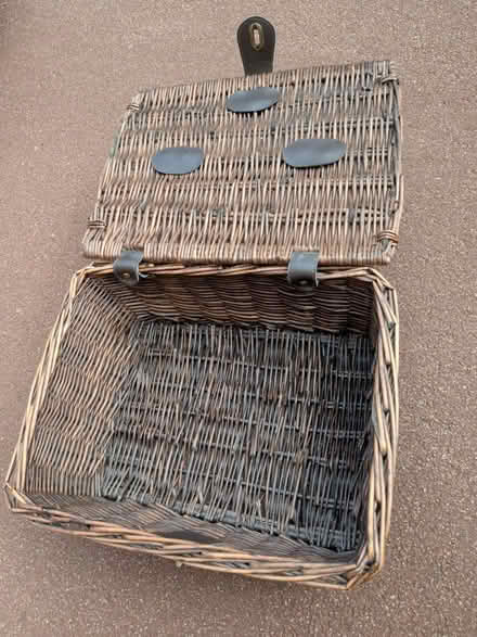 Photo of free M&S hamper / picnic basket (Harpenden AL5) #2