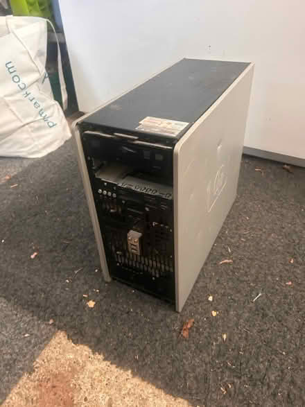 Photo of free HP tower (Rochester ME1) #1