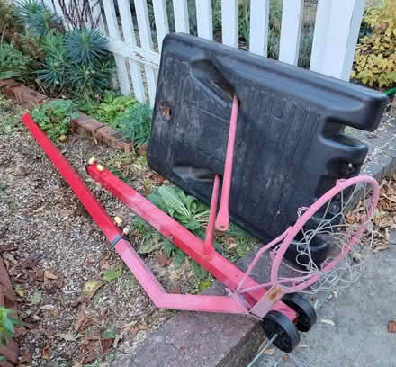 Photo of free Netball hoop set (North Sheen TW9) #2