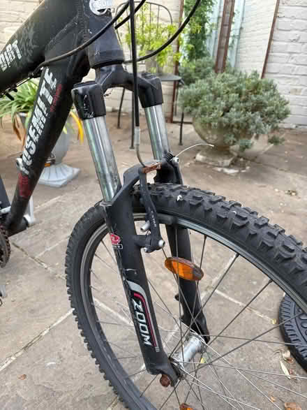 Photo of free Yosemite Bike (Barnes SW13) #4