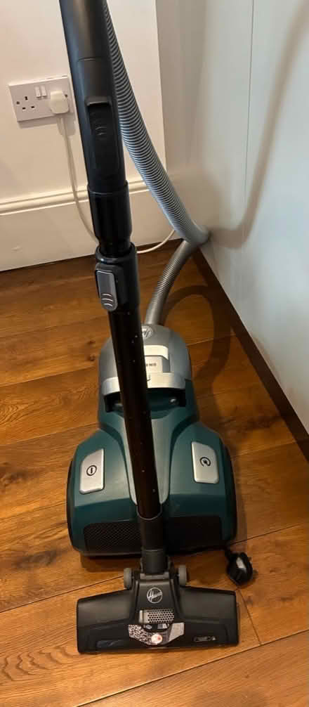 Photo of free Hoover H-Power 300 Bagless Vacuum (East Sheen SW14) #1