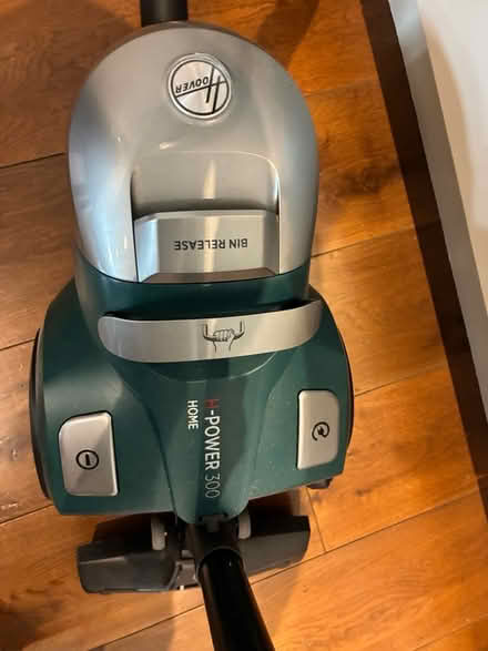 Photo of free Hoover H-Power 300 Bagless Vacuum (East Sheen SW14) #2