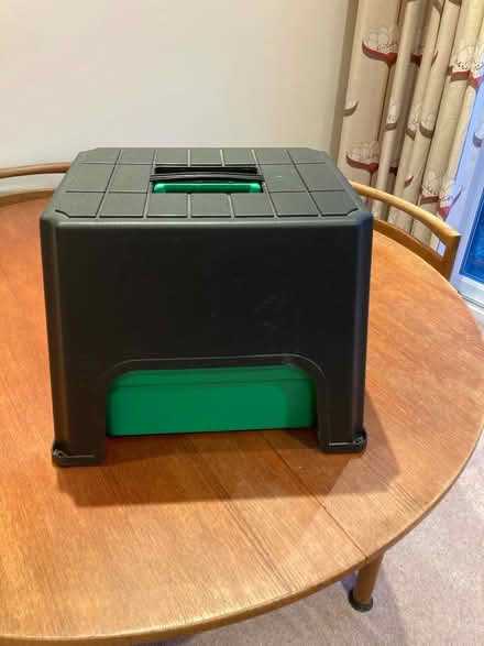 Photo of free Stool/Caddy Combo (Istead Rise DA13) #1