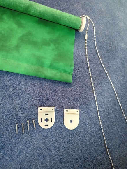 Photo of free Vibrant green roller blind 109cm (Bathampton BA2) #2