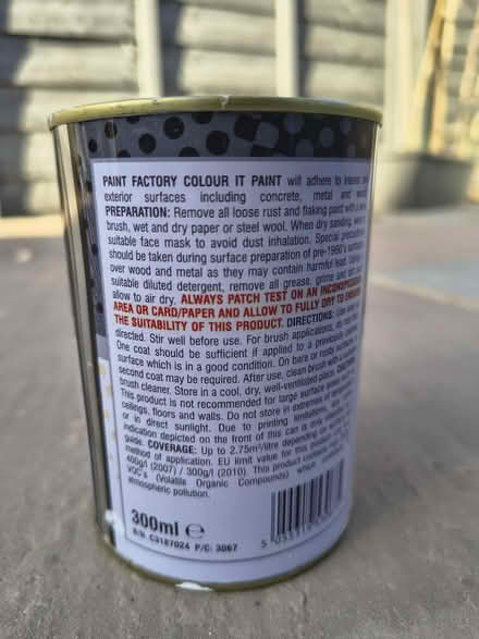 Photo of free Oil based gloss white paint (Well hall roundabout. SE9) #3