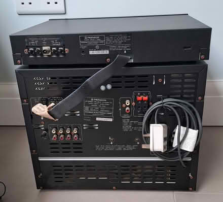 Photo of free Amplifier & Tuner + Speakers (Hastings TN34 St. Helens) #2