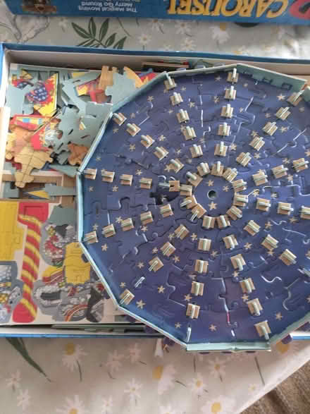 Photo of free Vintage 3D carousel jigsaw puzzle (Rufford L40) #2