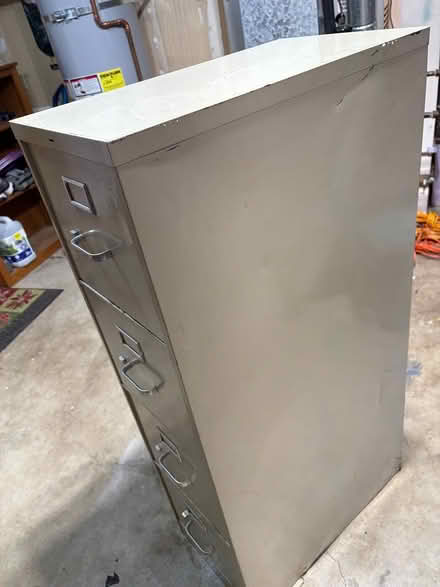 Photo of free File cabinet-4 drawers (Snohomish (The Falls)) #2