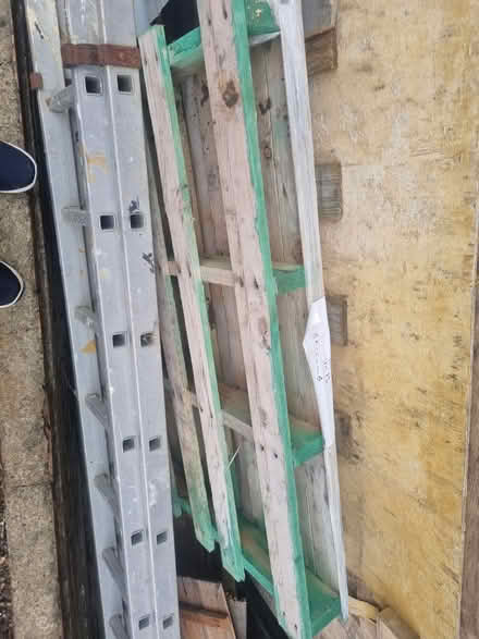 Photo of free 2 pallets and 2 half pallets (Westdene, Brighton BN1) #3