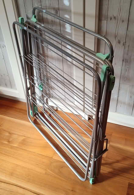 Photo of free Metal Clothes Airer / Drying Rack (Tolworth KT6) #2