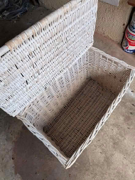 Photo of free White wicker basket (Potters Bar EN6) #3