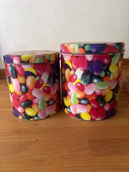 Photo of free X2 Jellybean tins (Broughton PR3) #1