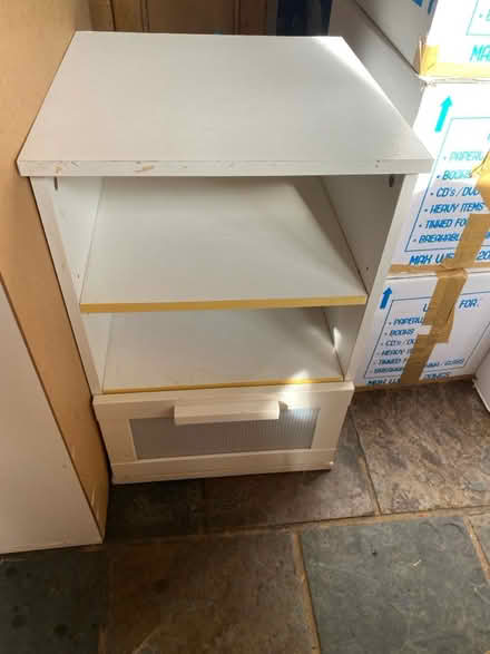 Photo of free IKEA bedside caninet (ME139 bh) #1