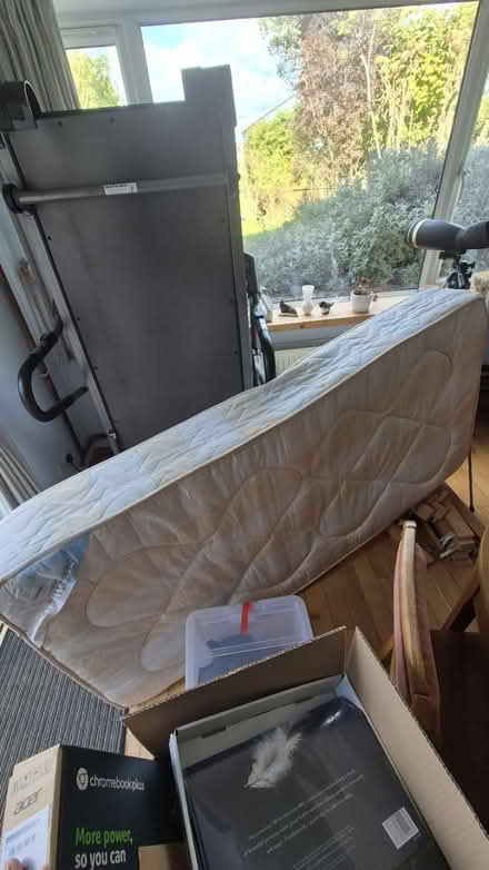 Photo of free Very clean single matress (Hastings TN37) #1